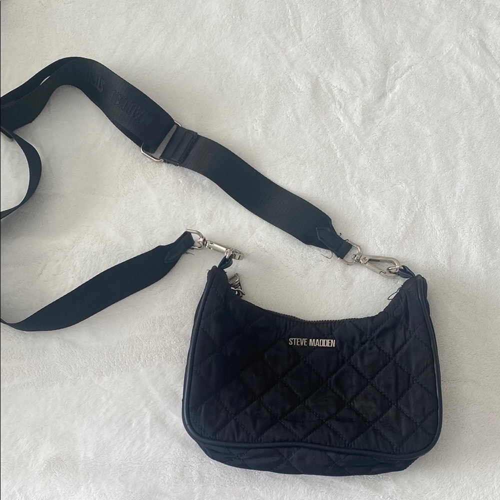 Steve Madden Black Sleek Crossbody Bag